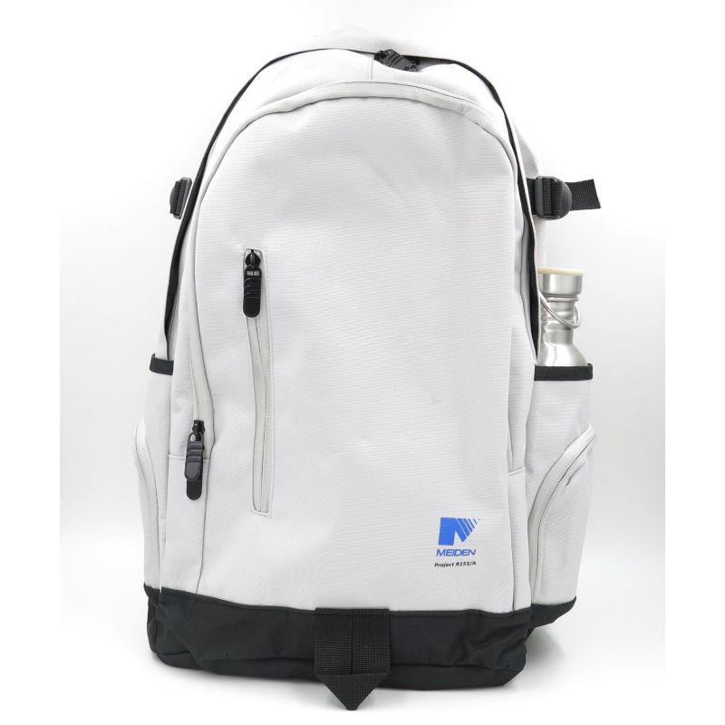 Large volume outlet daypack